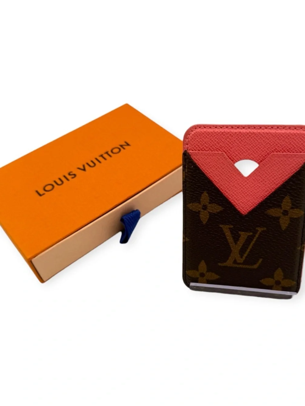 Louis Vuitton Magnetic Card Holder Monogram Tender Bliss MagSafe NIB